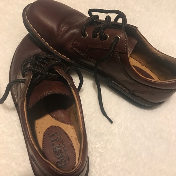 born lace up shoes